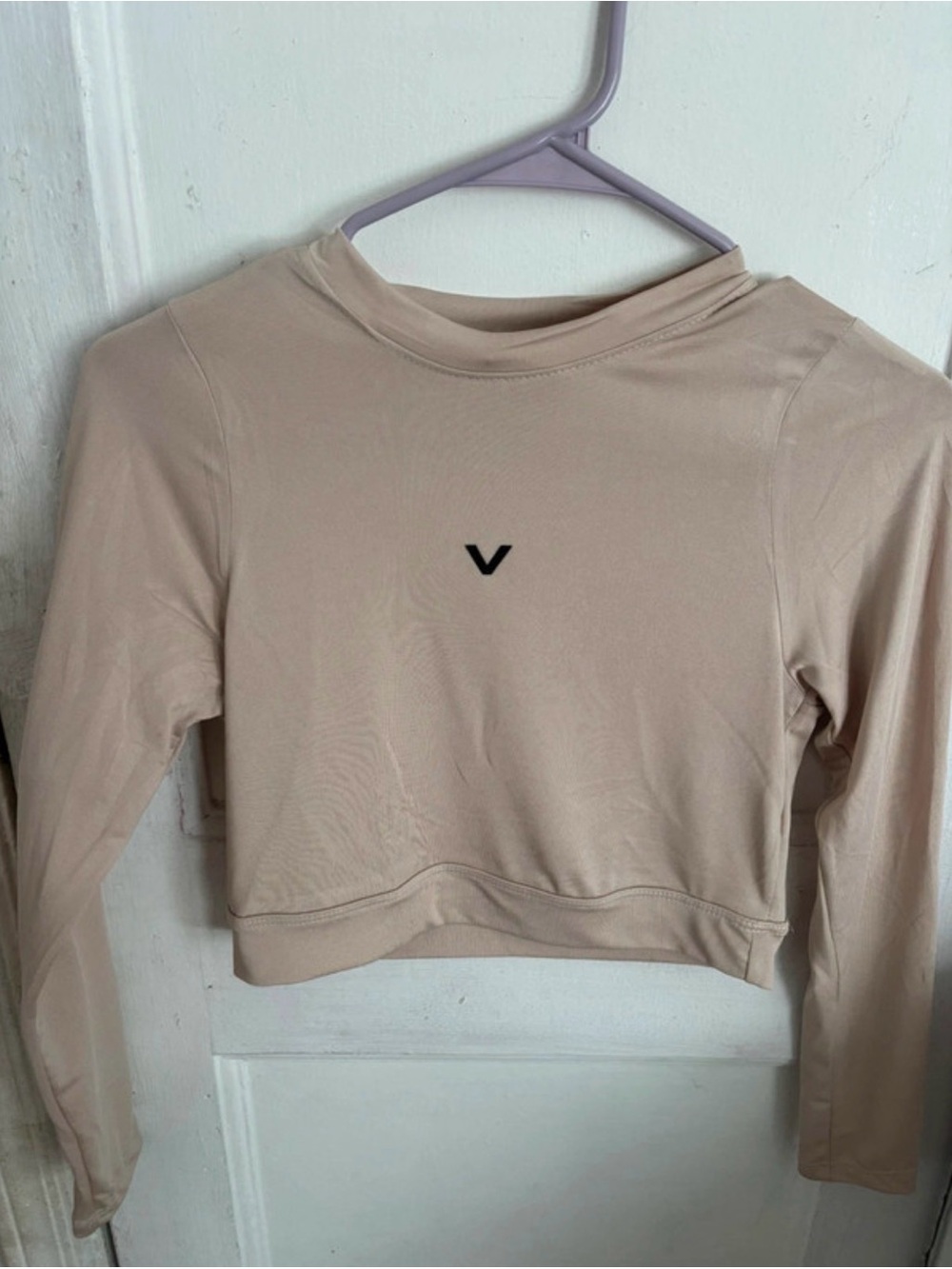Beige Women's Long-Sleeve Cropped Top - V Logo